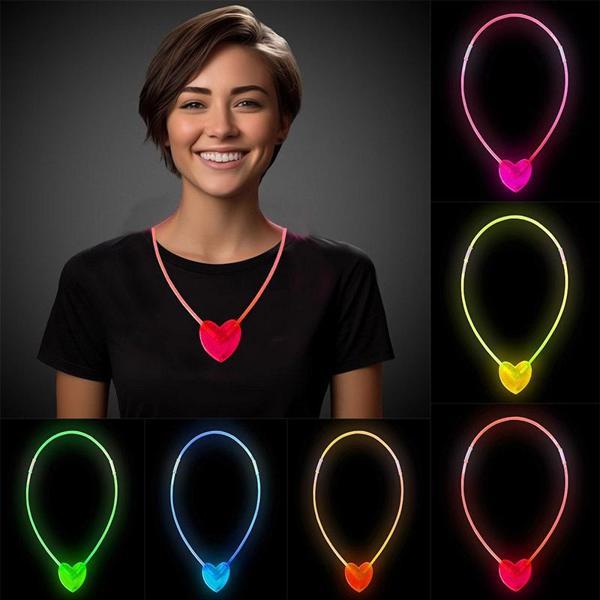Karanlıkta Yanan Glow Kalp Şekilli Kolye 6 Adet - Image 1