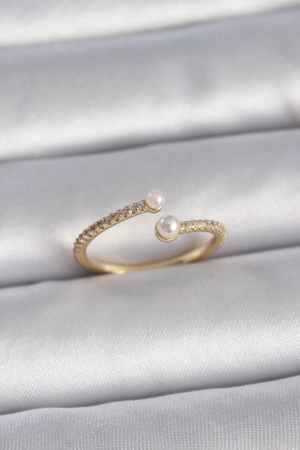 Pirinç Gold Renk Ayarlanabilir Sıralı Zirkon Taşlı İnci Detay Kadın Yüzük - Image 1