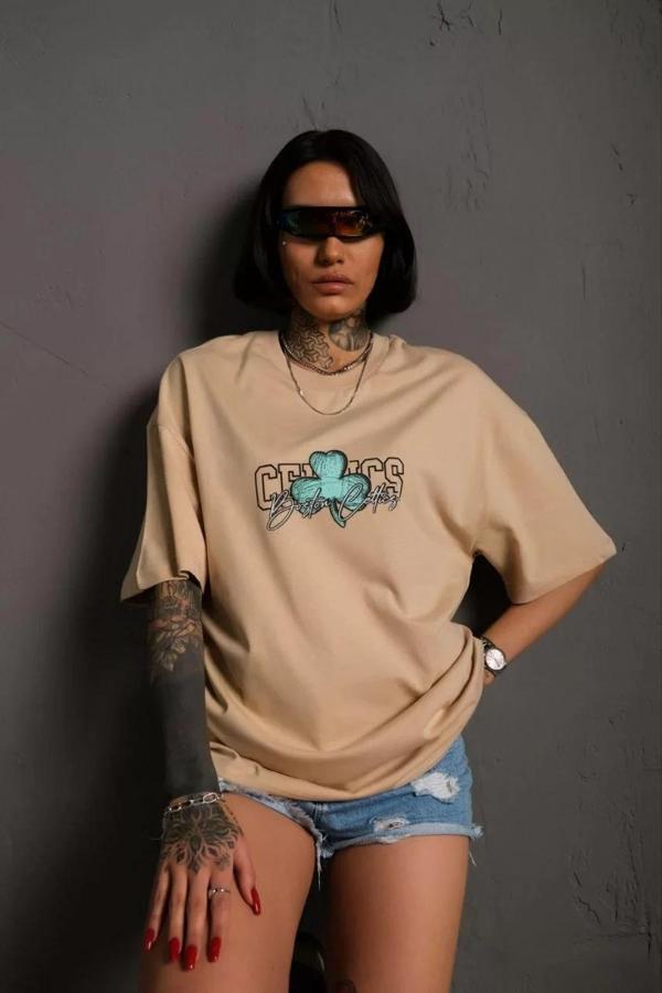 Kadın Sırt Baskılı T-shirt - Bej - Image 1