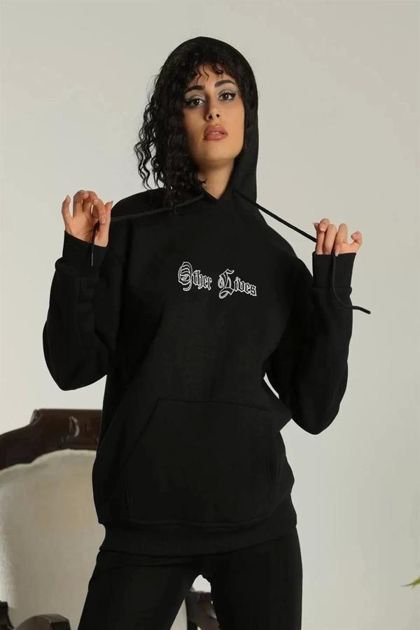 Kadın Sırt Baskılı Oversize Üç İplik Kapüşonlu Sweatshirt - Siyah - Image 1