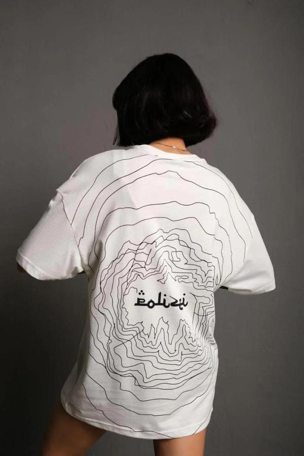 Kadın Bisiklet Yakalı Sırt Baskılı Oversize T-Shirt - Beyaz - Image 1