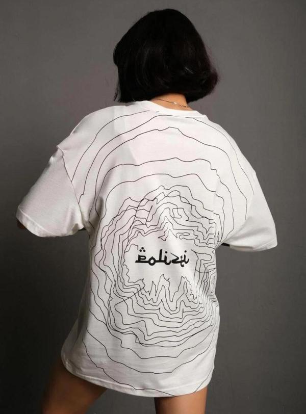 Kadın Bisiklet Yakalı Sırt Baskılı Oversize T-Shirt - Beyaz - Image 1