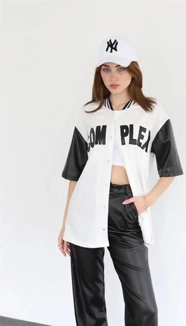Kadın Complex Kolları Deri Kolej Oversize T-shirt - Beyaz - Image 1