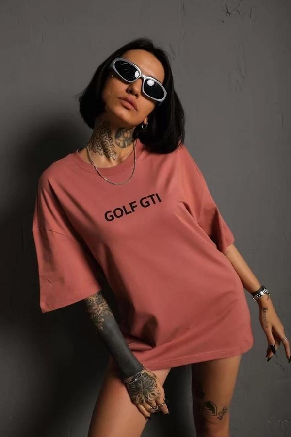 Kadın Sırt Golf Gtı Baskılı Oversize T-shirt - Gül Kurusu - Image 1