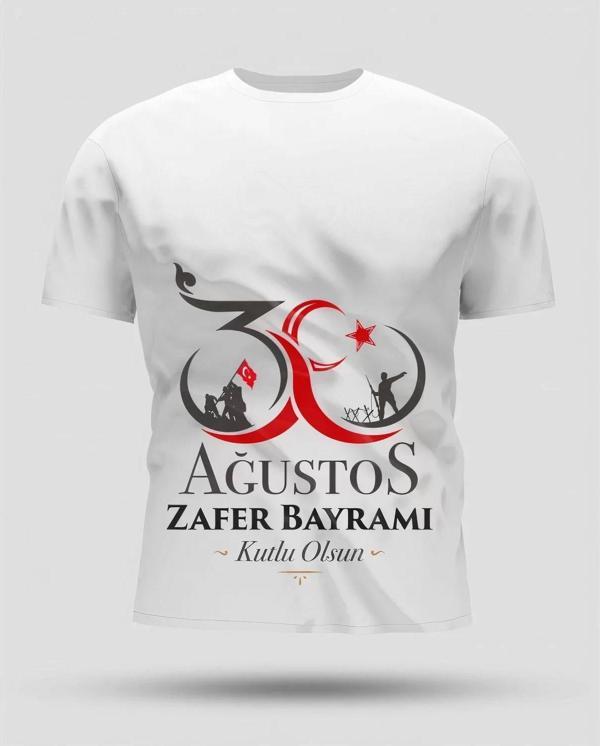 30 Ağustos Oversize Baskılı T-shirt - Beyaz - Image 1