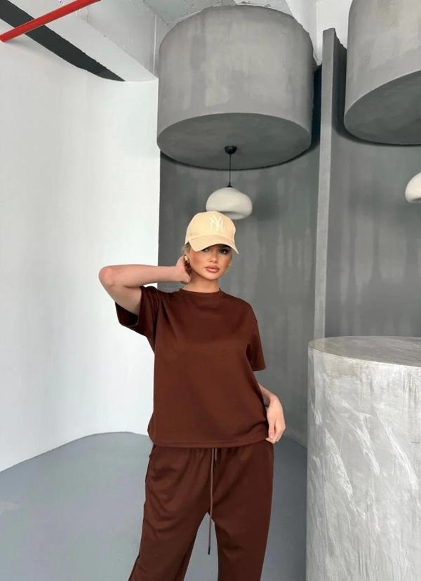 Osy Modal Yumuşak Dokulu Kumaş Kısa Kollu Bluz Rahat Pantalon ikili Takım- Kahverengi - Image 1