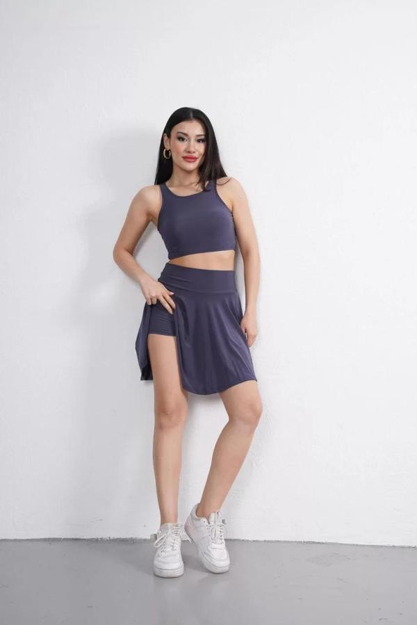 Sendy Kumaş Bisiklet Yaka Crop Şortlu Etek ikili Takım - Antrasit - Image 1