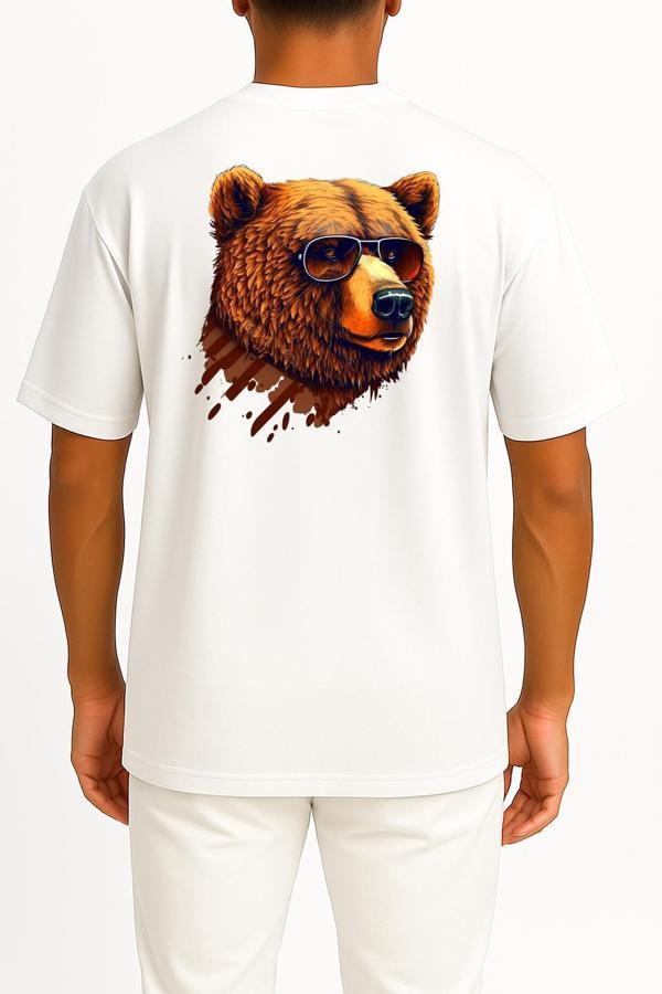 Oversize Gözlüklü Havalı Ayı Portresi Sırt Tasarımlı Unisex T-Shirt - Image 1