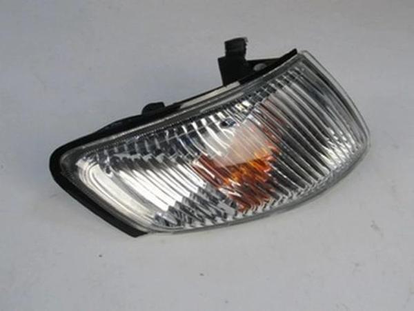 1998-2000 Mazda 626 Sdhb Ön Sinyal Sağ (Siyah Çerçeveli) (Casp) (Adet) (Oem No:Ge4T51060C) - Image 1