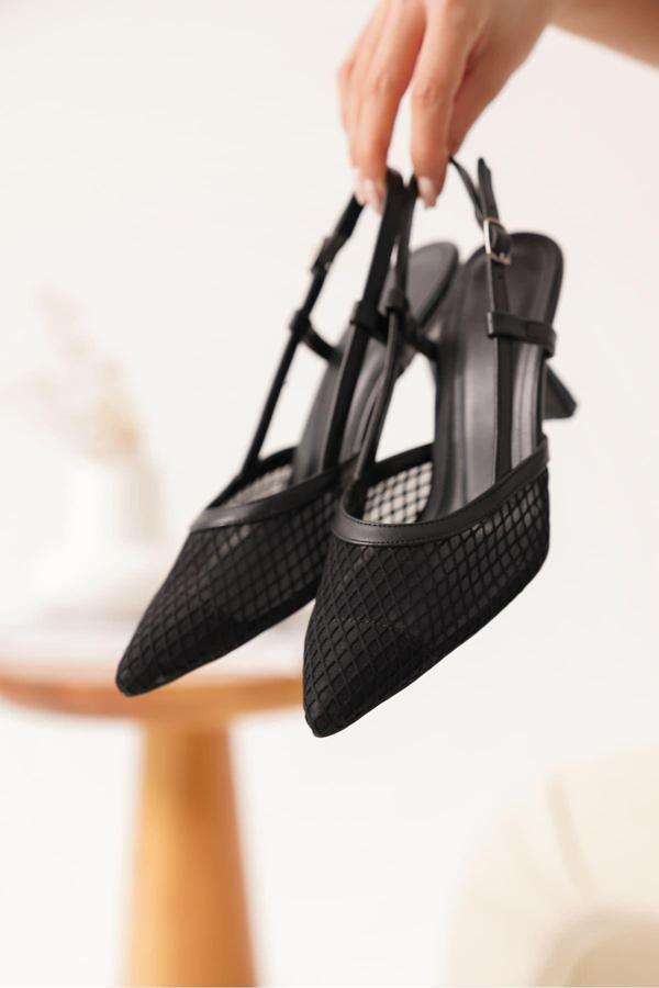 Winstey Kadın Siyah Topuklu Ayakkabı - Image 1