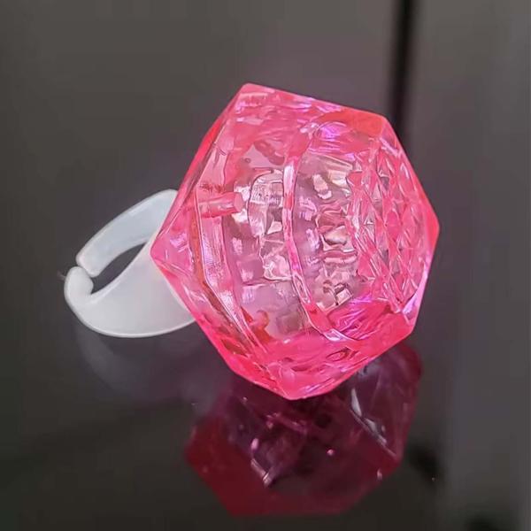 Kristal Tasarımlı Led Glow Işıklı 3 Modlu Pembe Yüzük 3.5 x 5 cm (4401) - Image 1