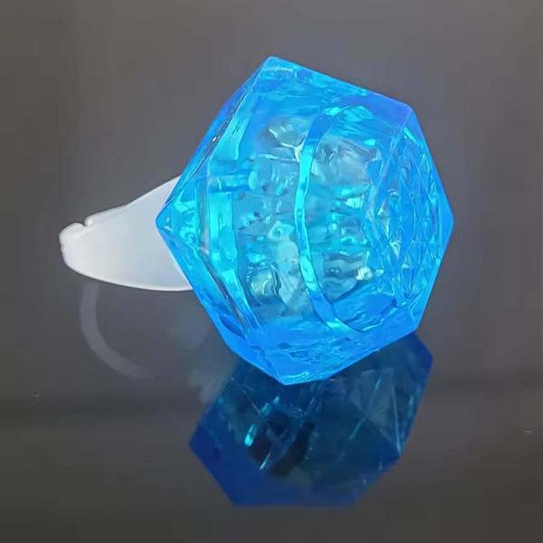 Kristal Tasarımlı Led Glow Işıklı 3 Modlu Mavi Yüzük 3.5 x 5 cm (4401) - Image 1