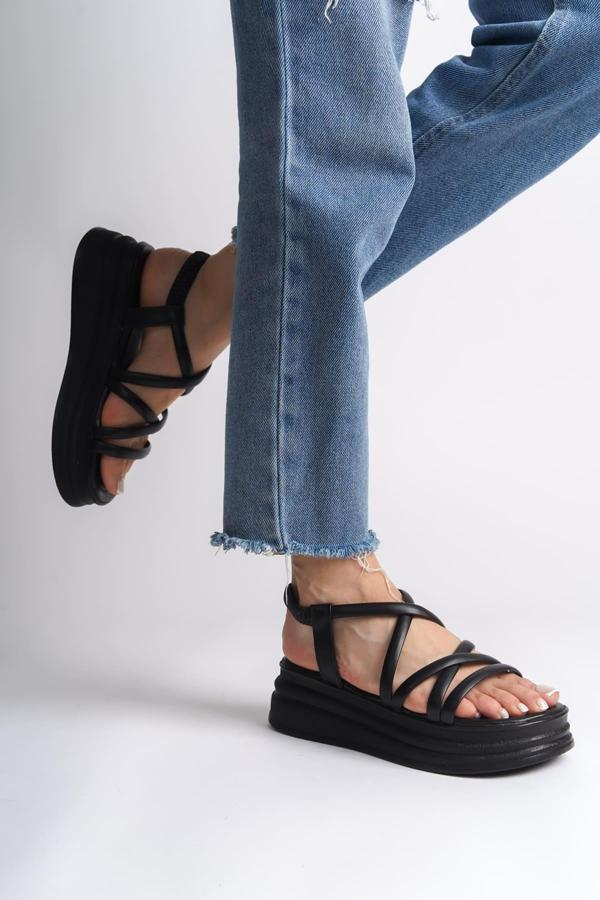 BELLA Lastikli Şerit Detaylı Ortopedik Taban Kadın Sandalet CST - Siyah - Image 1