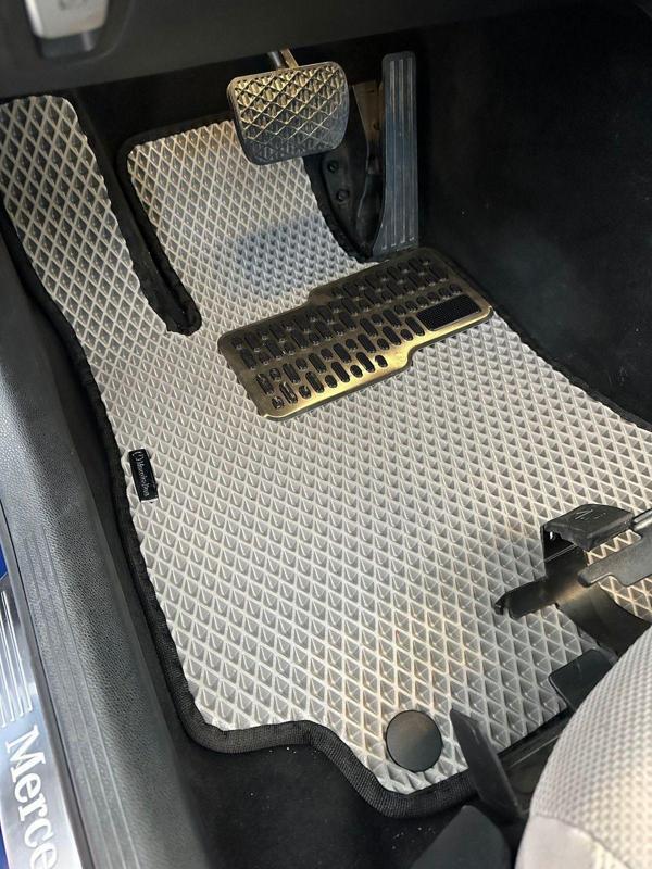 Atlas Oto Giyim Mercedes E220 Araca Özel Eva Paspas - Image 1