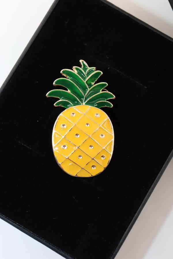 Kristal taşlı ananas broş. Yaka iğnesi broş. Taşlı broş. Kadın broş. Erkek broş. Broş. Ananas broş. - Image 1