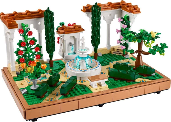 LEGO Icons Fıskiyeli Bahçe 10359 - Image 1
