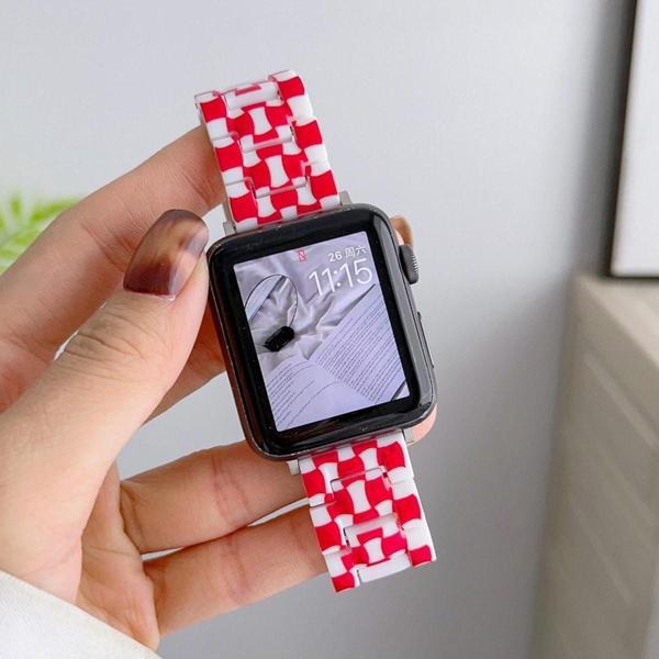 Coverzone Apple Watch 3 Ile Uyumlu Metal Toka Tasarımlı 42-44mm Double Color Desenli Kordon Kırmızı-beyaz - Image 1