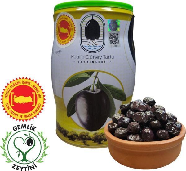Katırlı Güney Tarla L Boy Doğal Taş Baskı Salamura Katırlı Köyü Siyah Zeytini 1000 Gr. - Coğrafi Işaretli Orijinal - Image 1