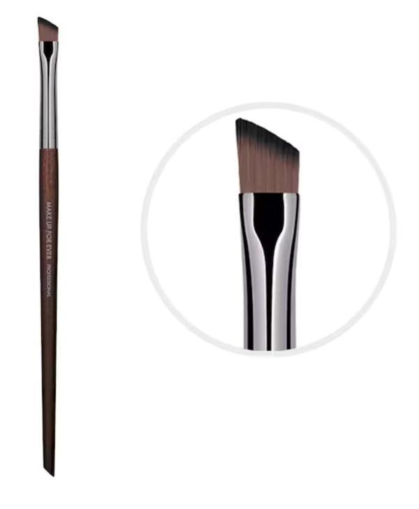 MAKE UP FOR EVER Pinceau #172 - Açılı Fırça - Image 1
