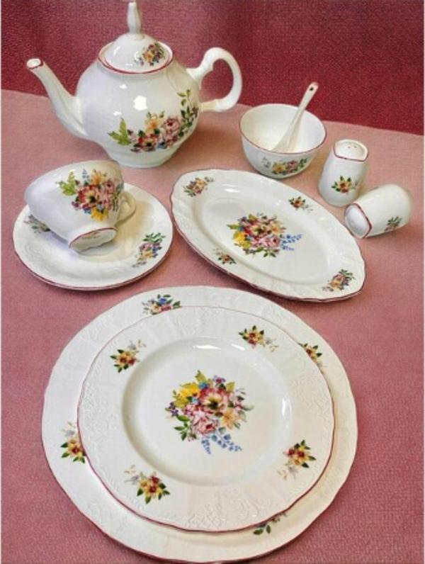 Roy King Chd 020 Pınk Garden 44 Parça Kahvaltı Takımı - Image 1