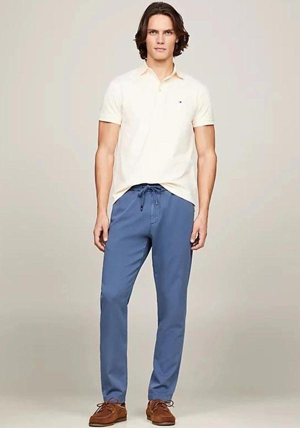 Tommy Hilfiger CHINO HARLEM PO DRW STRCTRE GMD Erkek Mavi Pantolon MW0MW33918DBZ - Image 1