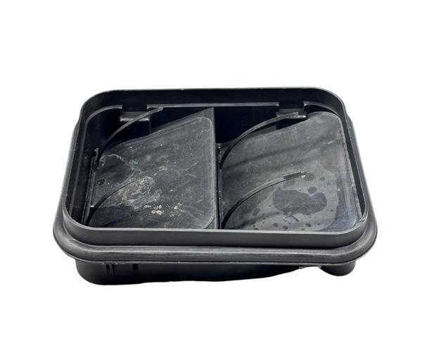 Nissan Qashqai Arka Çamurluk Havalandırma Bakalit 2007-2012 - Image 1