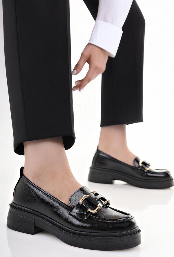 KADIN ZİNCİR TOKA LOAFER AYAKKABI - Image 1