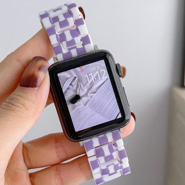 Coverzone Apple Watch Ultra Ile Uyumlu Metal Toka Tasarımlı 49mm Double Color Desenli Kordon Mor-beyaz - Image 1