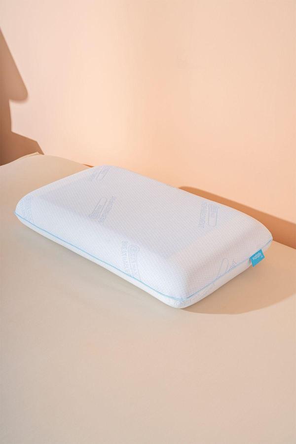 Softlife Visco Terletmeyen Ortopedik Yastık Serinleten Visco Yastık Jelli Yastık 70*40*12Cm - Image 1