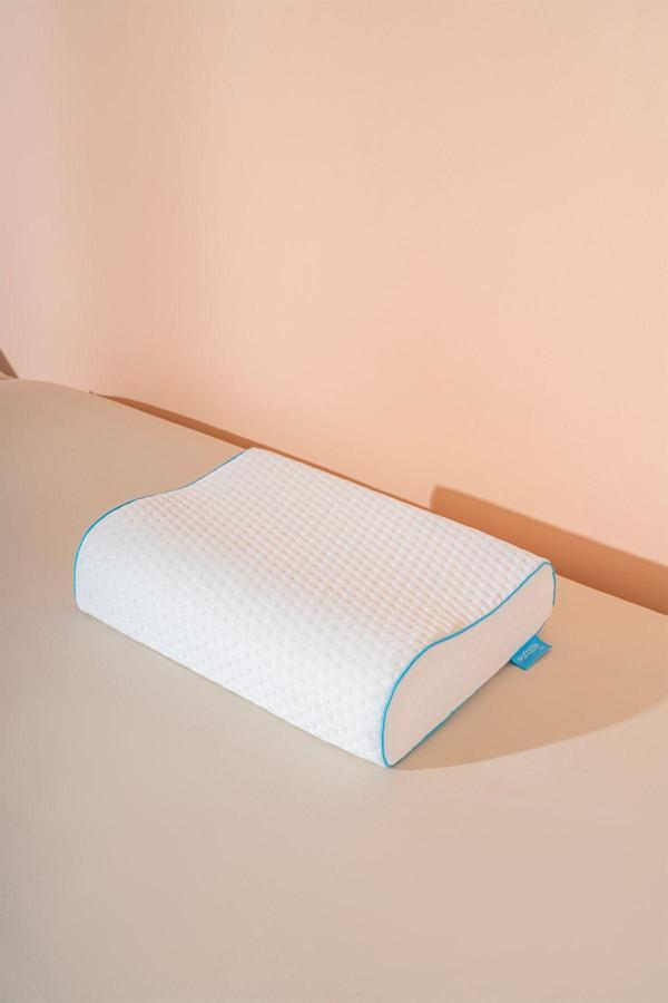 Softlife Boyun Destekli Ortopedik Visco Yastık 45X31X10/7 Cm - Image 1