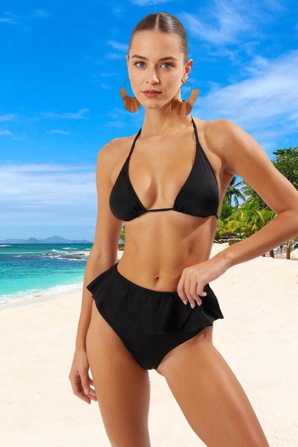 Üçgen Fırfırlı Bikini Takımı Yüksek Konfor Şık Detaylı Esnek Kumaş Premium Kalite - Image 1