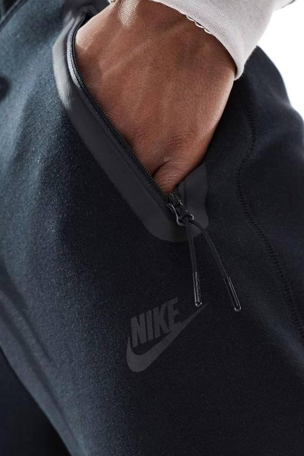 Nike Tech Fleece Open Hem Joggers Erkek Bol ve Uzun Kesim Lastik İpli Paça Eşofman Altı Siyah - Image 1