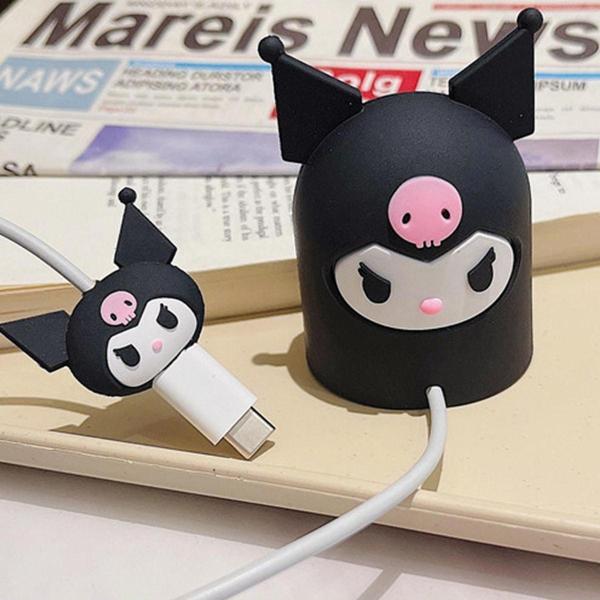 Coverzone Apple Watch ile uyumlu Cartoon Desenli Kablo Koruması Cartoon Saat Şarj Standı - Image 1