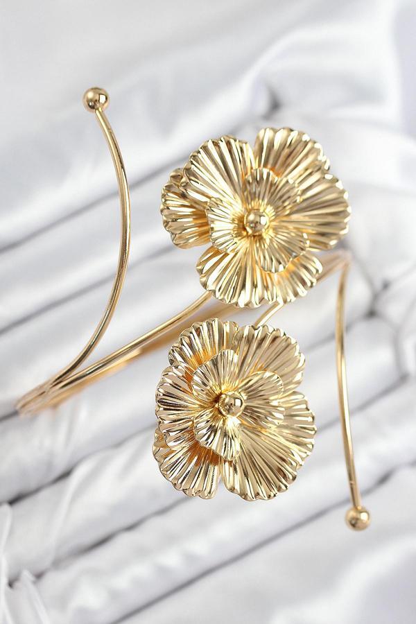 Pirinç Çiçekli Model Gold Renk Kadın Pazu Bileklik 7793 - Image 1