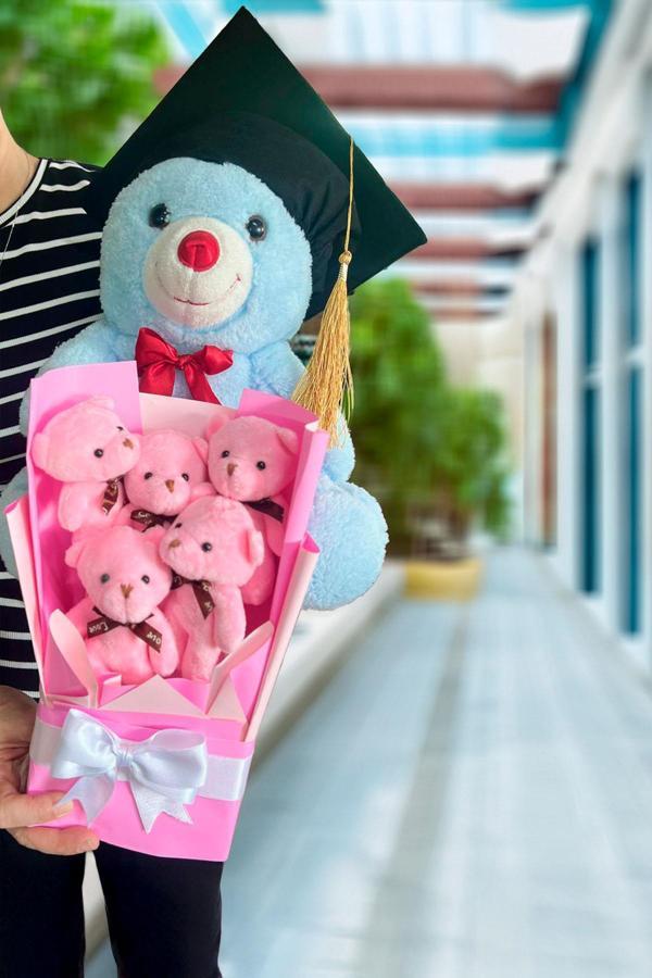 Mezuniyet Hediyesi:  Mezun Peluş Ayıcık & Pembe Ayıcık Buketi - Image 1