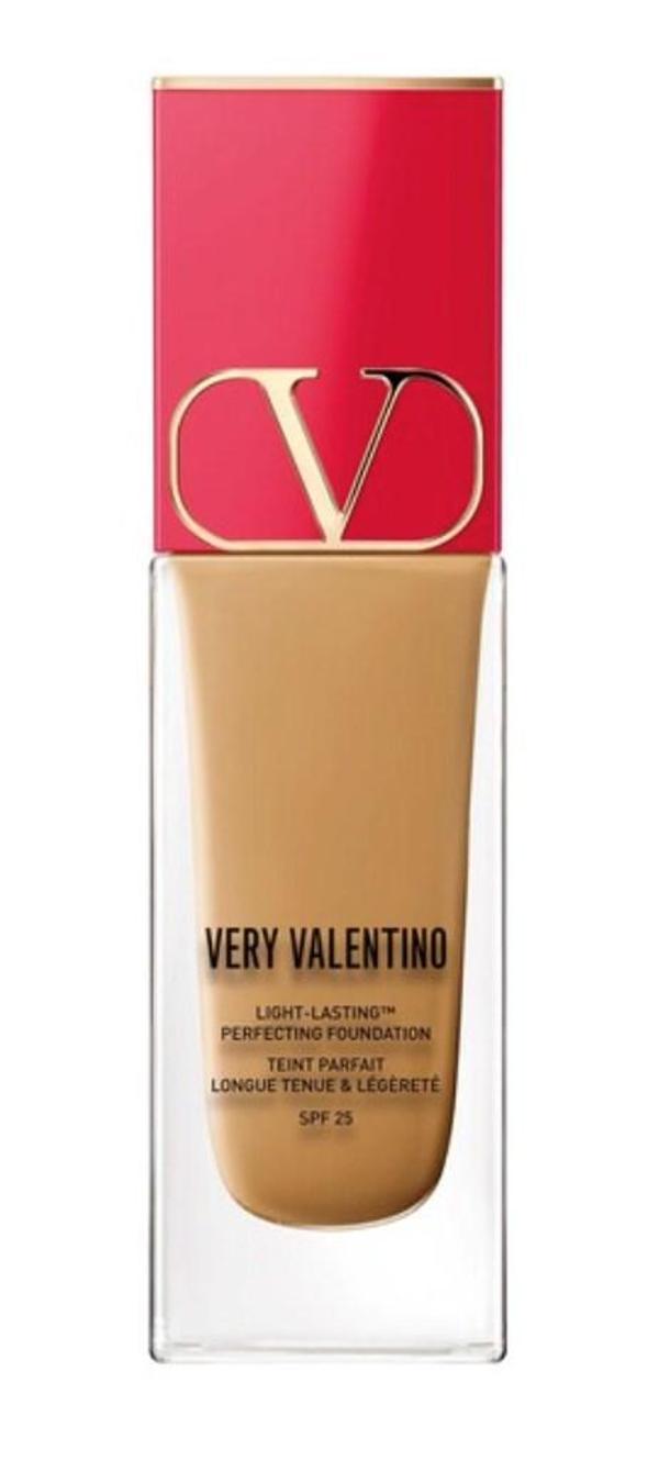 Valentino Very Medium Amber 4 - Çok hafif fondöten, 24 saat kalıcı, SPF 25 - Image 1