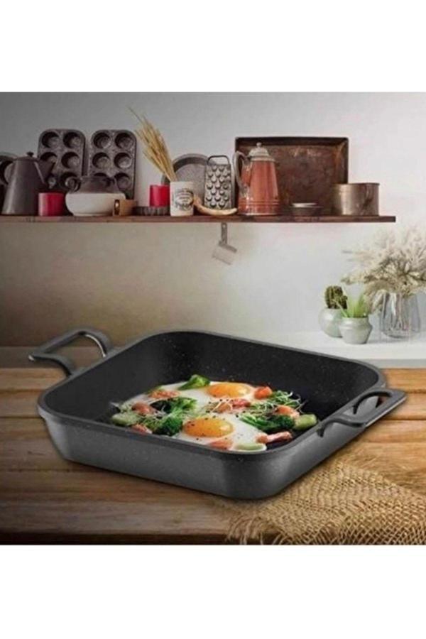 Trendbull Kare Döküm Granit Yumurta Sahanı 20 Cm - Image 1
