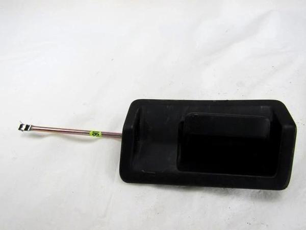 Sürgülü Kapı Iç Açma Kolu Vw Caddy-T5,5-Transporter T6 Bm 10- (Oem No: 7E0843642B9B9) - Image 1