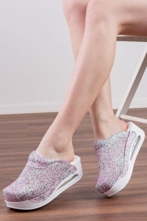 Blum Sabo Terlik Pembe Pony Desenli Kadın Air Max Ortopedik Anatomik Hastane, Doktor Hemşire Aşçı Sabo Terlik - Image 1