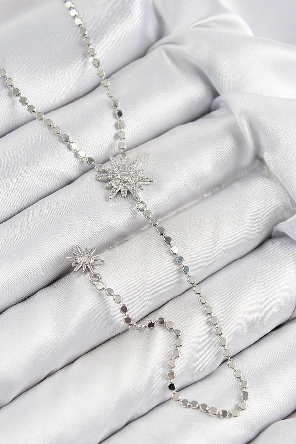 Celira Pirinç Zirkon Taşlı Ezme Zincirli Kutup Yıldızı Model Gümüş Renk Y Kolye NS0379 - Image 1