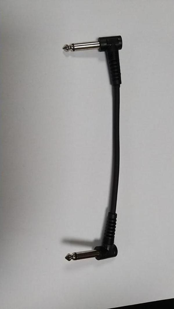 CREMONİA ALG042 GİTAR PEDALI İÇİN KABLO 15CM. SİYAH - Image 1