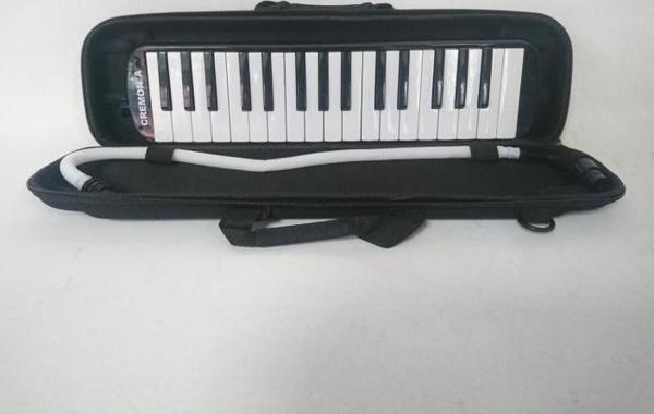 CREMONİA CR32BK MELODİKA 32 TUŞLU SİYAH RENK - Image 1