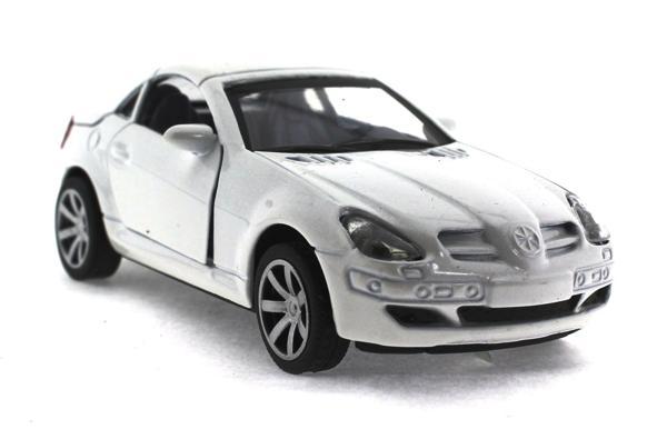 Çek Bırak Mercedes Benzeri Beyaz Metal Araba Kız Erkek Çocuk Oyuncak Eğitici Oyuncaklar - Image 1