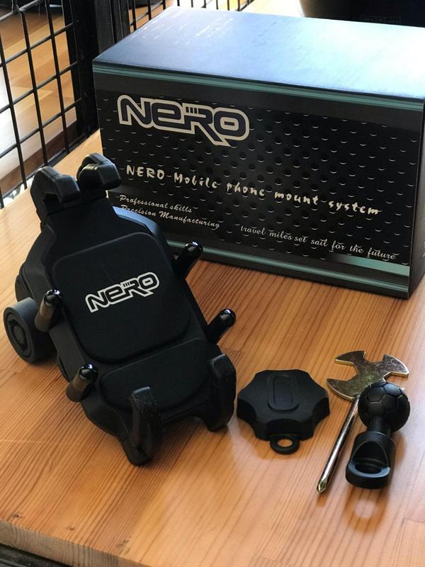 Nero 4 Titreşim Modüllü Telefon Tutucu - Aynadan Bağlantılı - Image 1