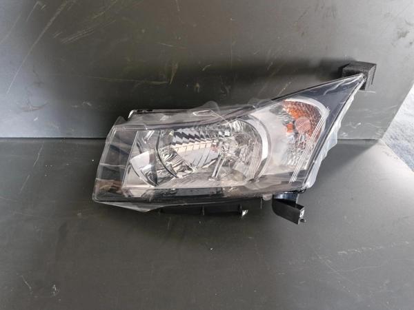 CHEVROLET CRUZE SOL ÖN FAR SIFIR 2009-2012 - Image 1