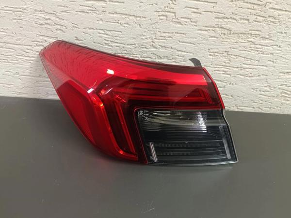HONDA CİVİC SOL STOP LAMBASI LEDLİ 2021-2024 - Image 1