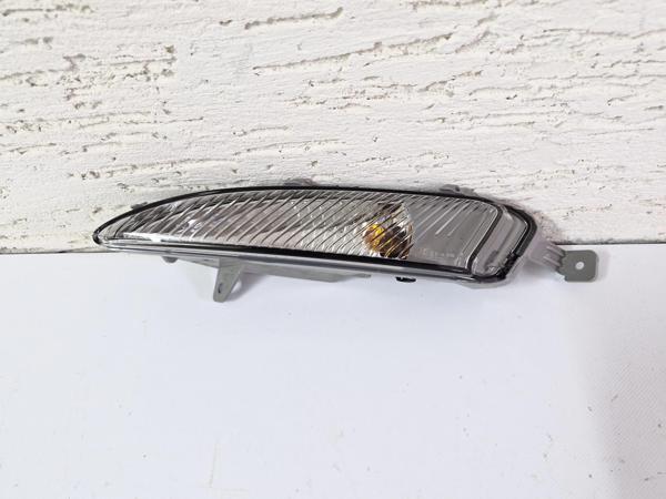 OPEL ASTRA J ÖN TAMPON SİNYALİ SOL ORJİNAL SIFIR 2012-2016 - Image 1