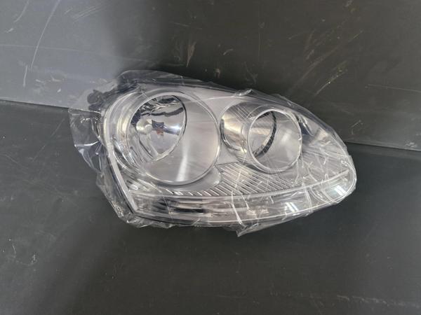 VOLKSWAGEN JETTA GOLF V 5 SAĞ ÖN FAR KROM MOTORSUZ SIFIR 2004-2008 - Image 1