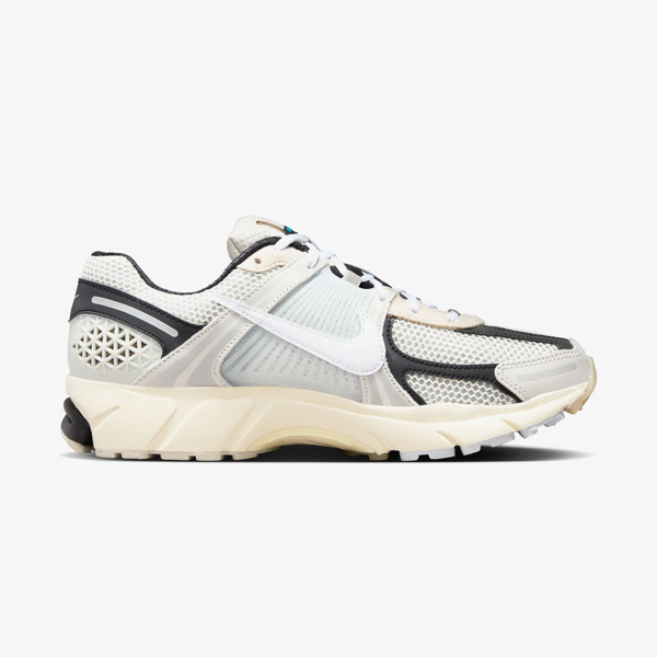 Nike Zoom Vomero 5 Premium Erkek Beyaz Spor  FN7649-110 - Image 1