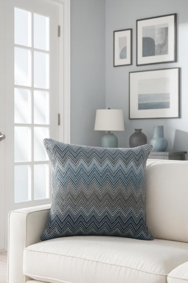 Jakar Zigzag Kırlent Kılıfı Lacivert 43x43 - Image 1